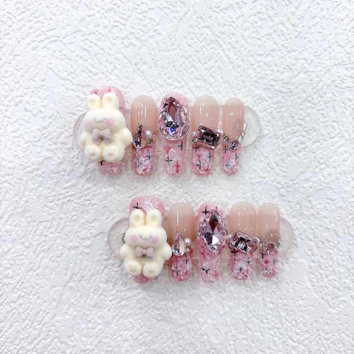 Artificial nails