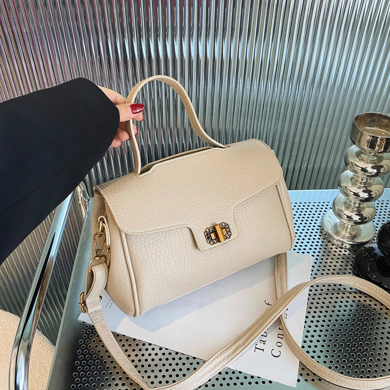 Handbags The latest fashion trends in women's handbags 