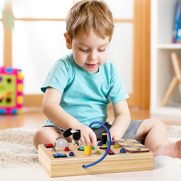 Entertainment games, cognitive and skill games 