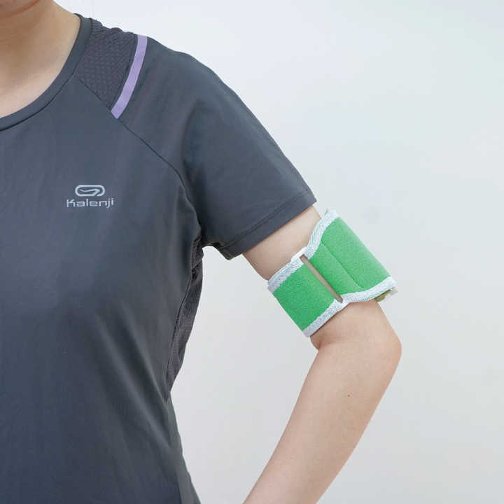 Cold compression therapy device for the knee with cooling injection medical devices 