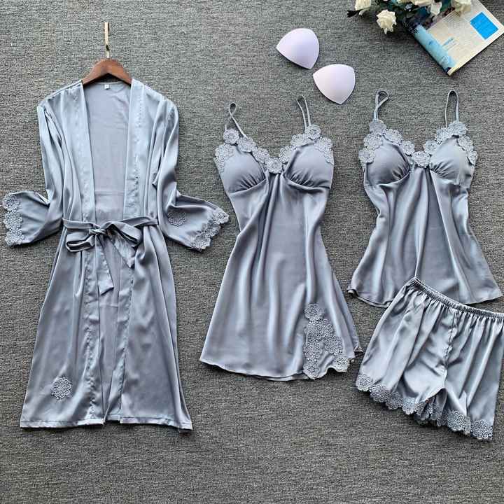 Women's sleepwear