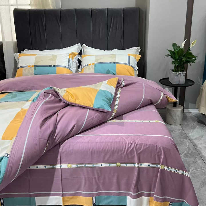 مصمم الأزياء الفاخرة فندق أغطية سرير المطبوعة . Luxury Fashion Designer Hotel Printed Bed Linen 100%