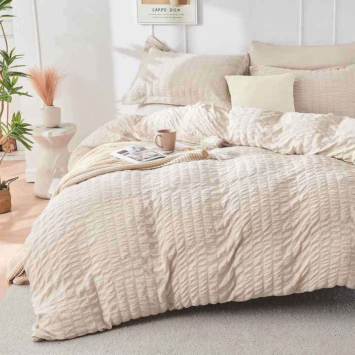 Ultra soft cover set. 