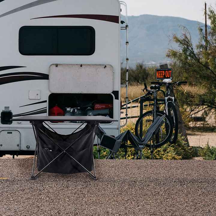 طاولة قابلة للطي