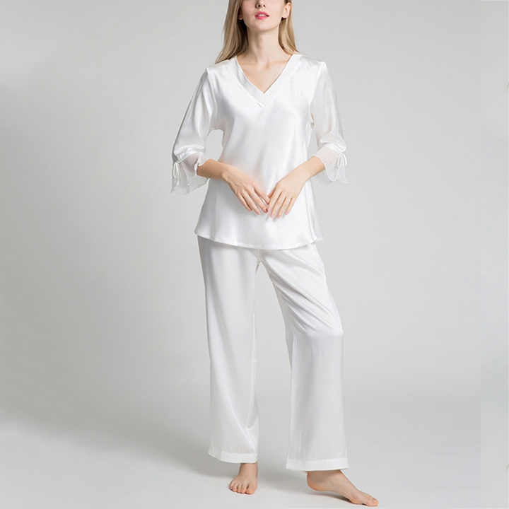 بدلات نوم نسائيه,Women's sleepwear