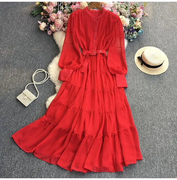 Long-sleeved dress 