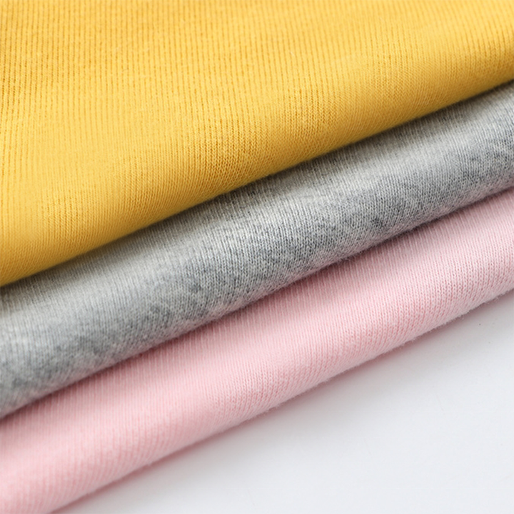 طقم ملابس نوم للفتيات الصغيرات طقم ملابس نوم قطن ملون مطبوع ضيقLittle Girls Sleepwear Set Colorful Printed Cotton Slim Fit Sleepwear Set