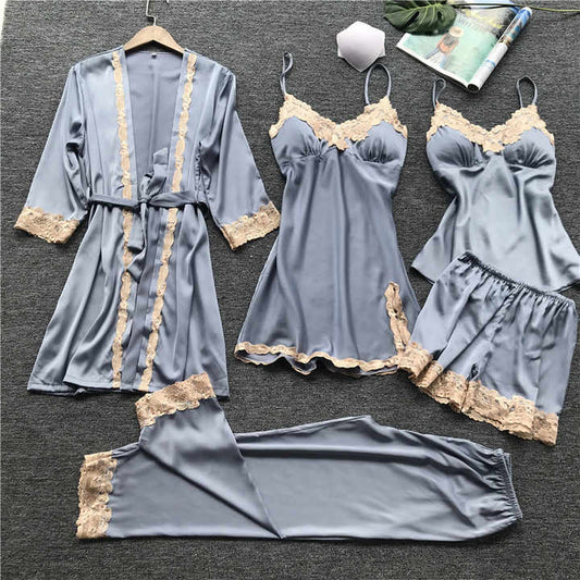 Women's sleepwear 