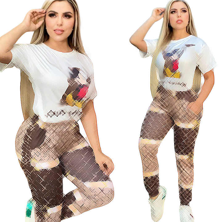 Women's sportswear 