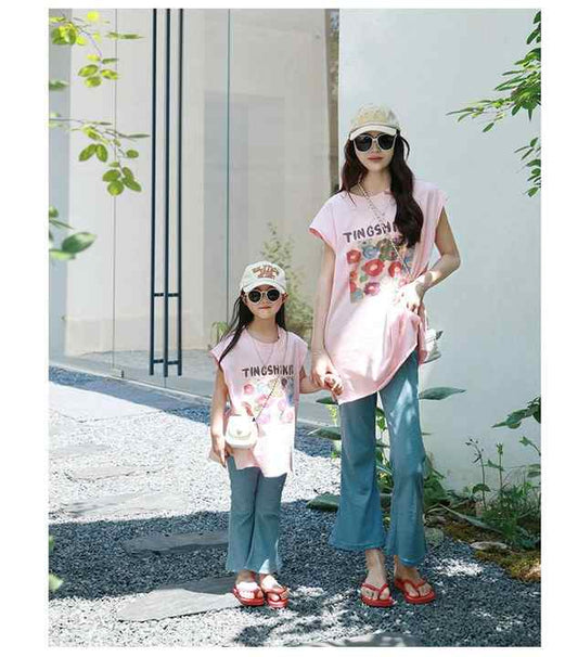 Very beautiful and comfortable family matching clothes for sale from factory directly mother and daughter matching clothes 
