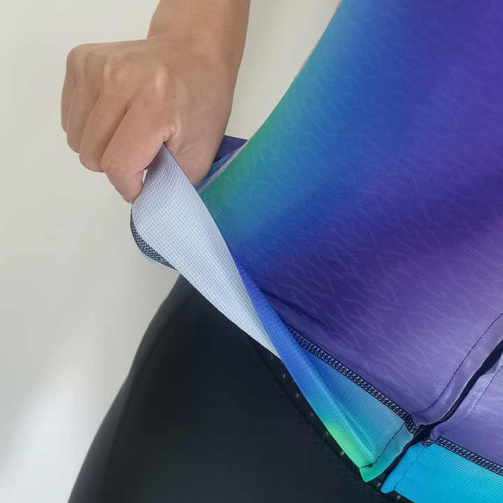 ملابس ركوب الدراجات