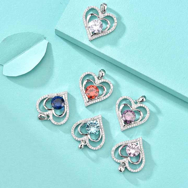 heart-shaped necklace 