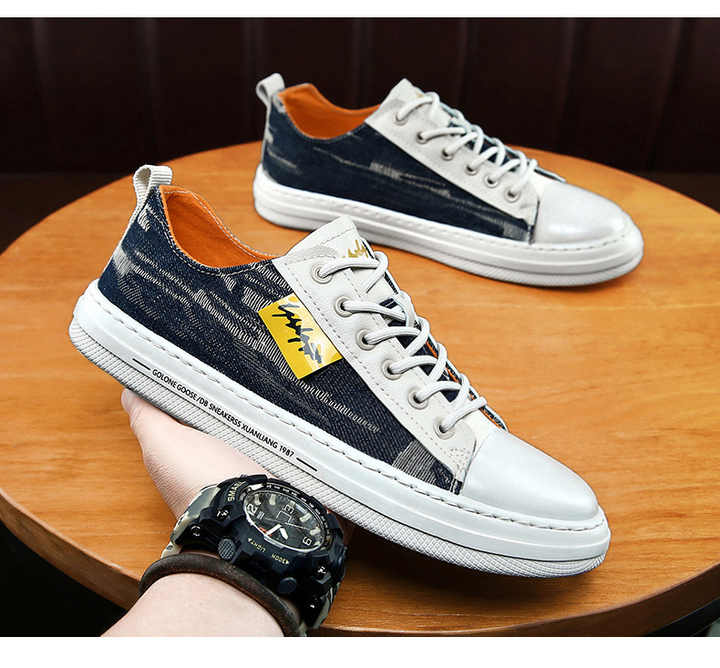 canvas sneakers 