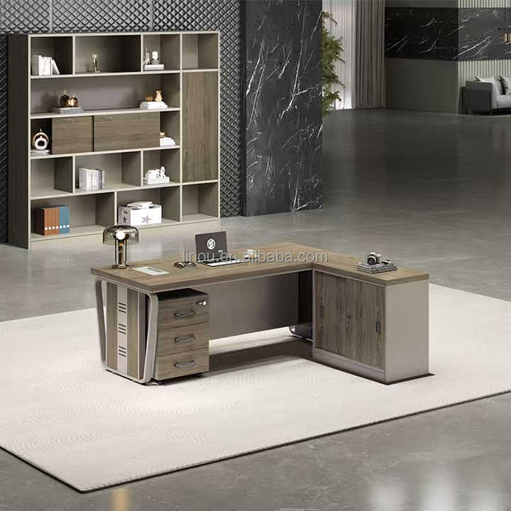 مكتب مدير فاخر