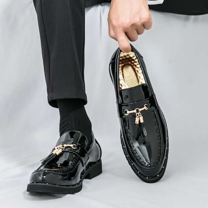 Men's shoes 
