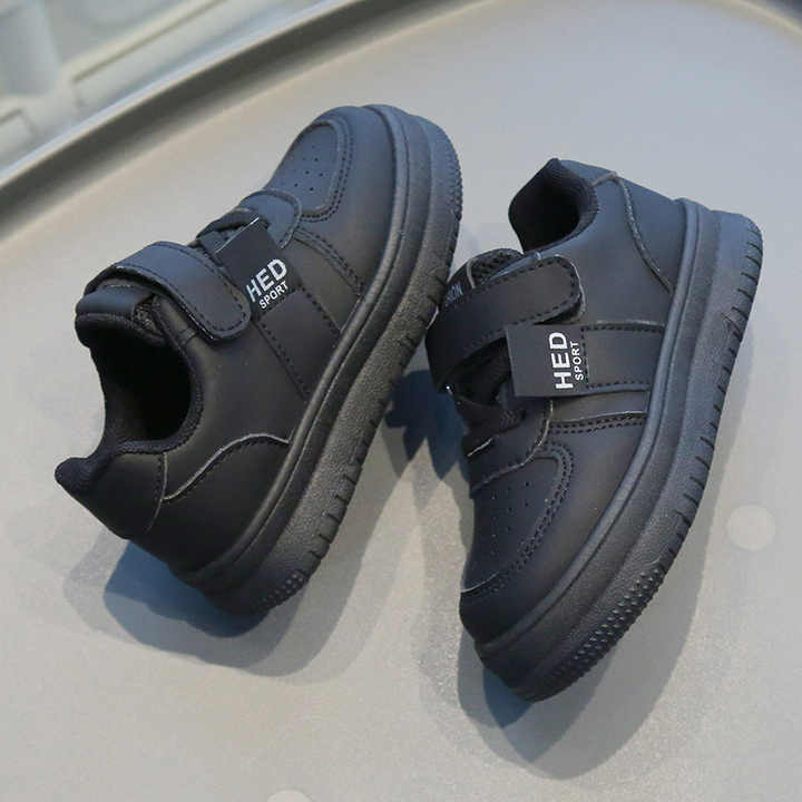 Boys' sneakers 