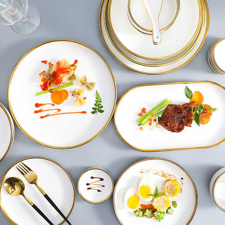 Dinnerware set 
