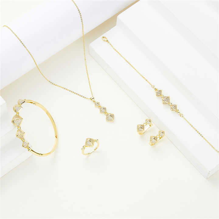 Women's Jewelry Set - Fashion Necklace Earring