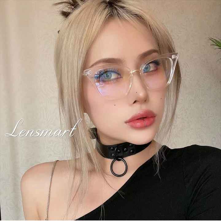 Women's glasses 