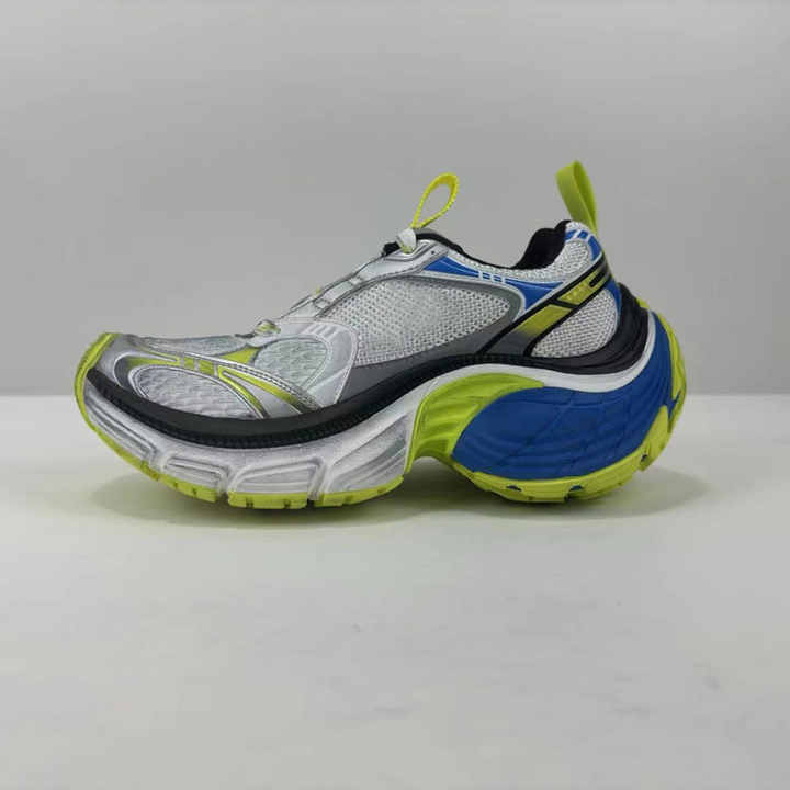 Chunky walking style sneakers 