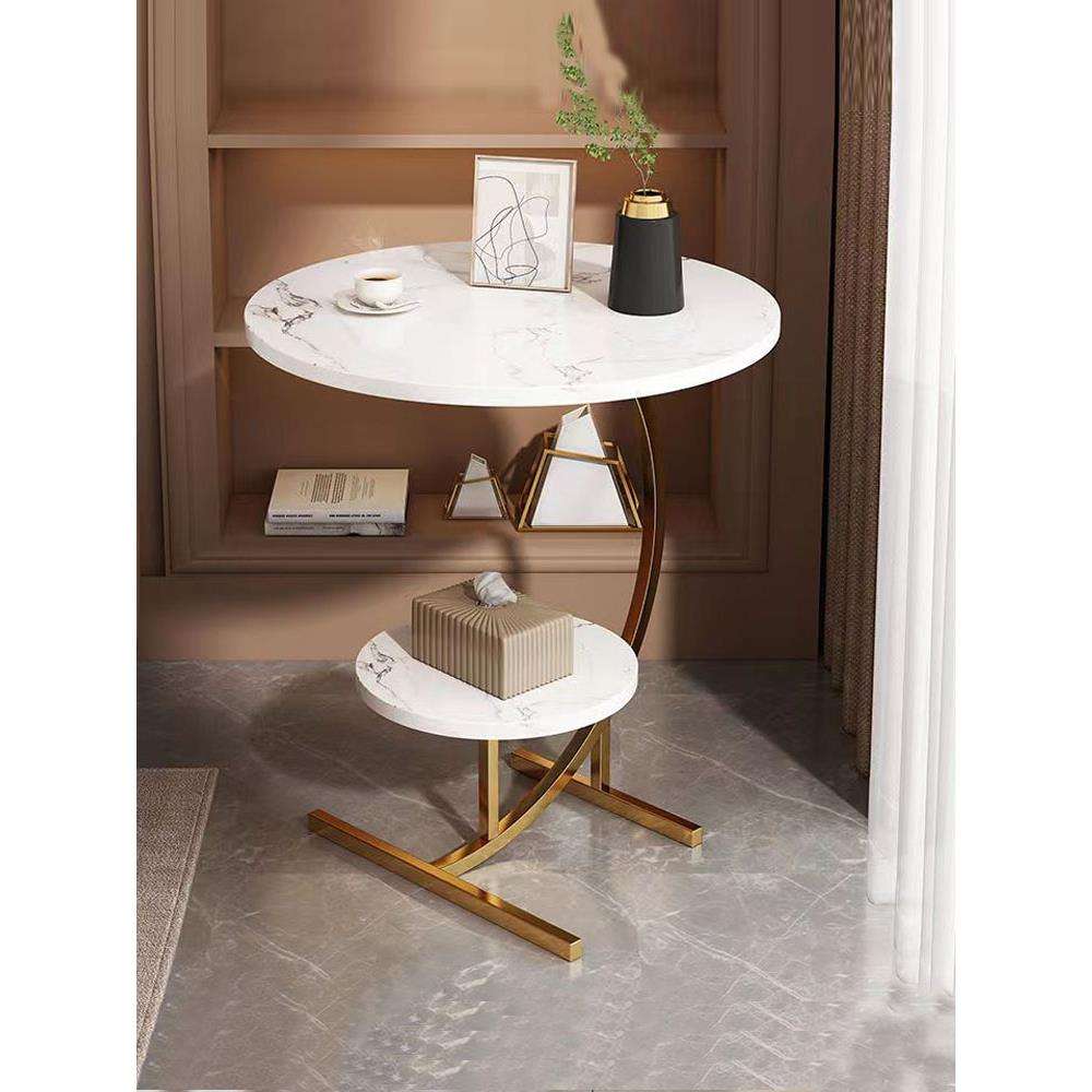 Wooden round table 