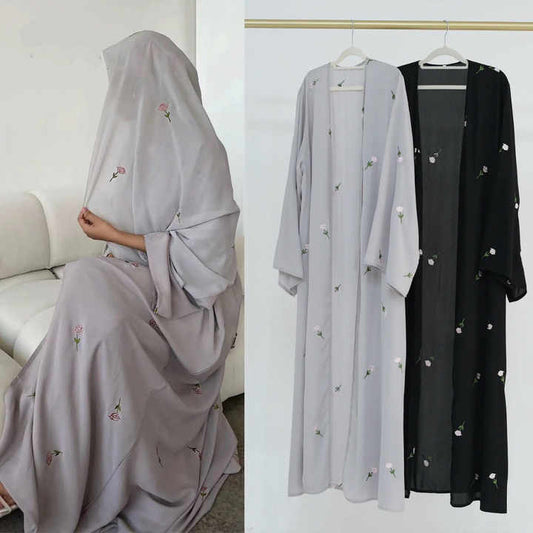 عباية  ملونه نسائية محتشمة