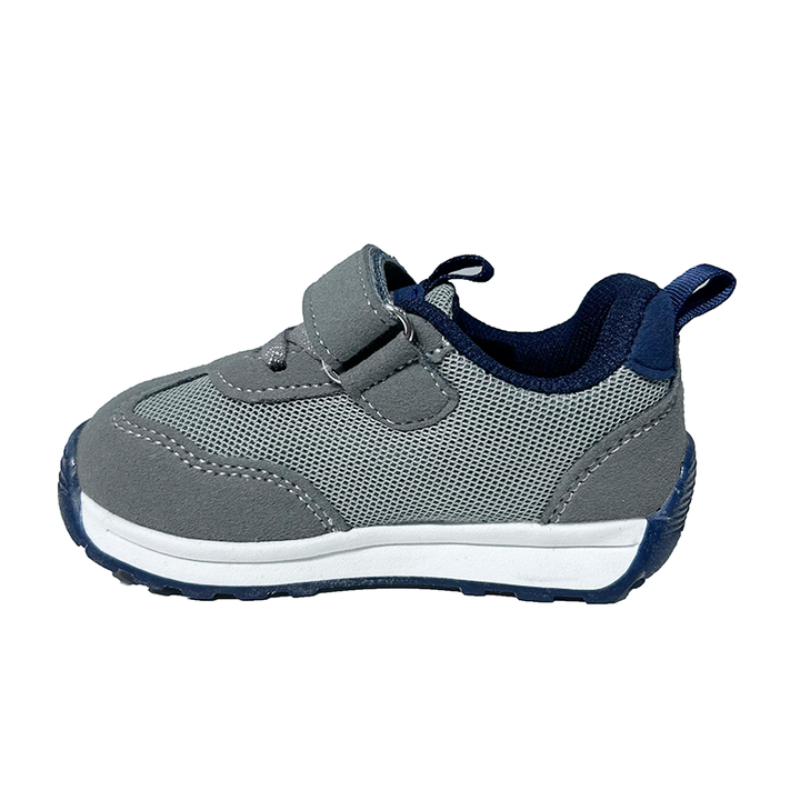 Boys' sneakers