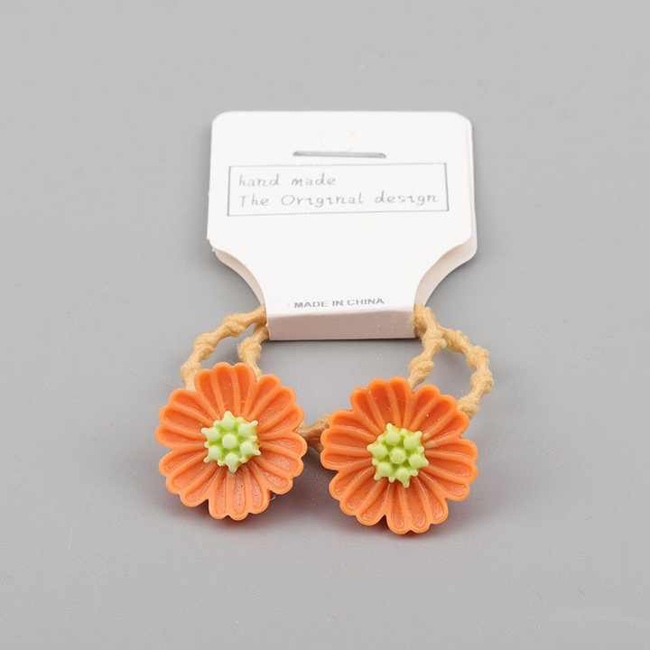 New design hair accessories in the shape of 3D flowers 