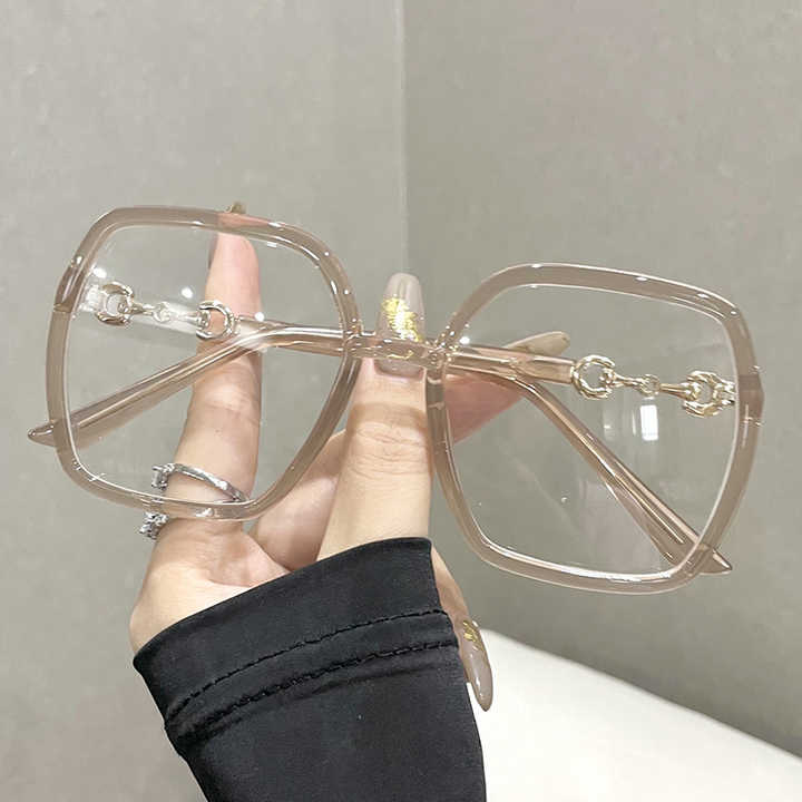 نظارات شمسية كبيرة مربعة oversized square sunglasses