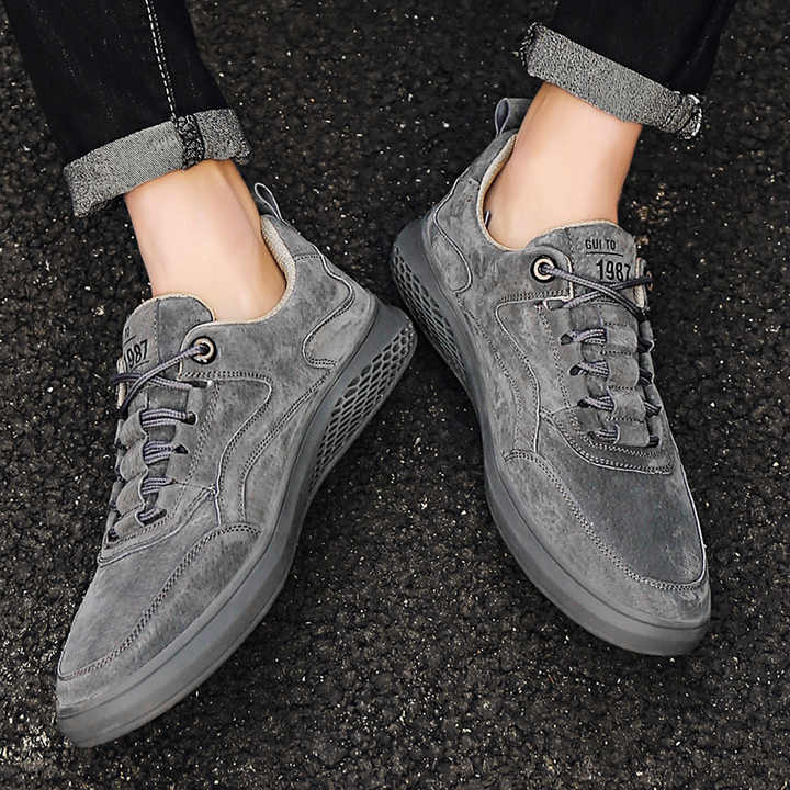 Men's casual shoes in the air