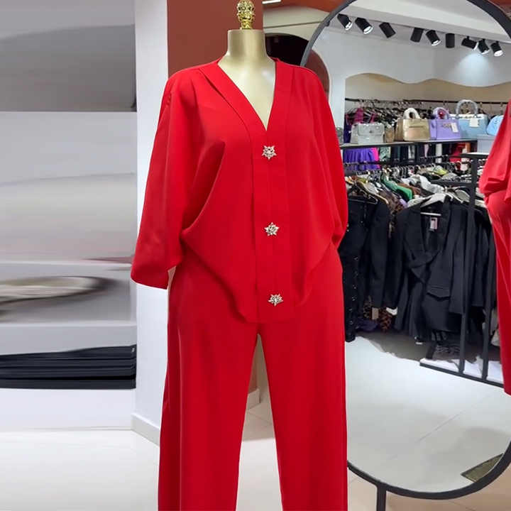 Latest women's set design