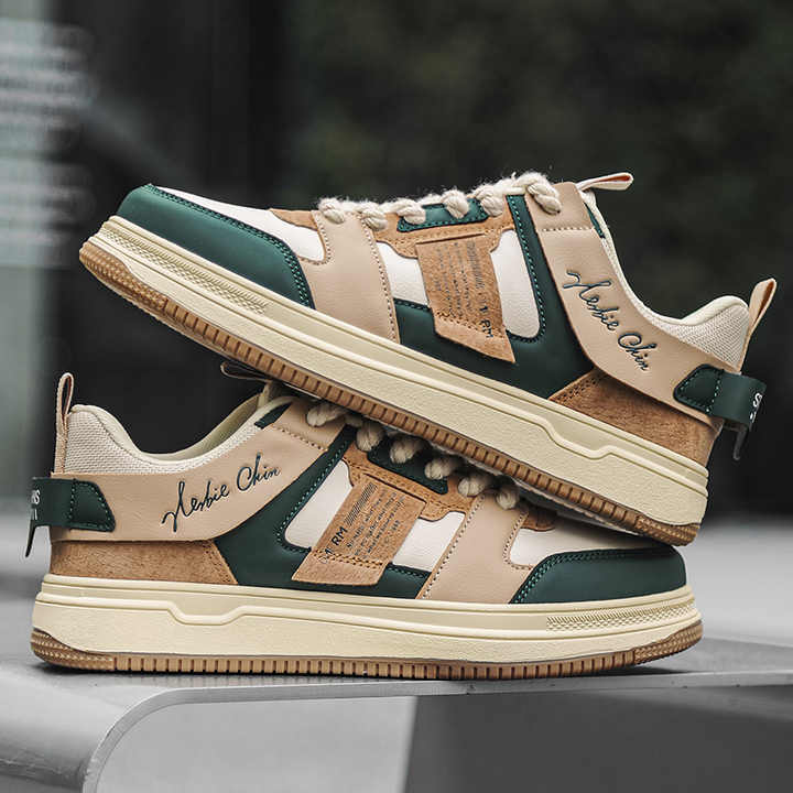 أحذية رياضية رجالية