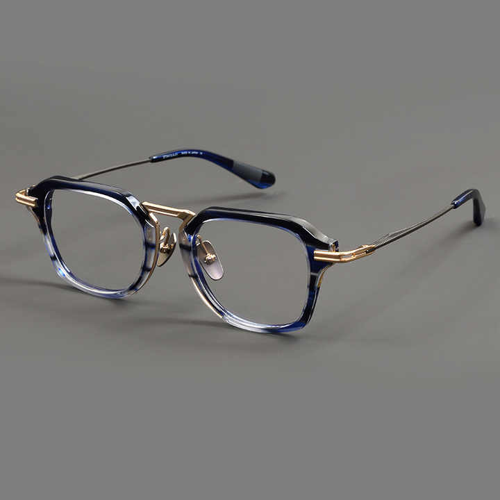 Women's glasses 