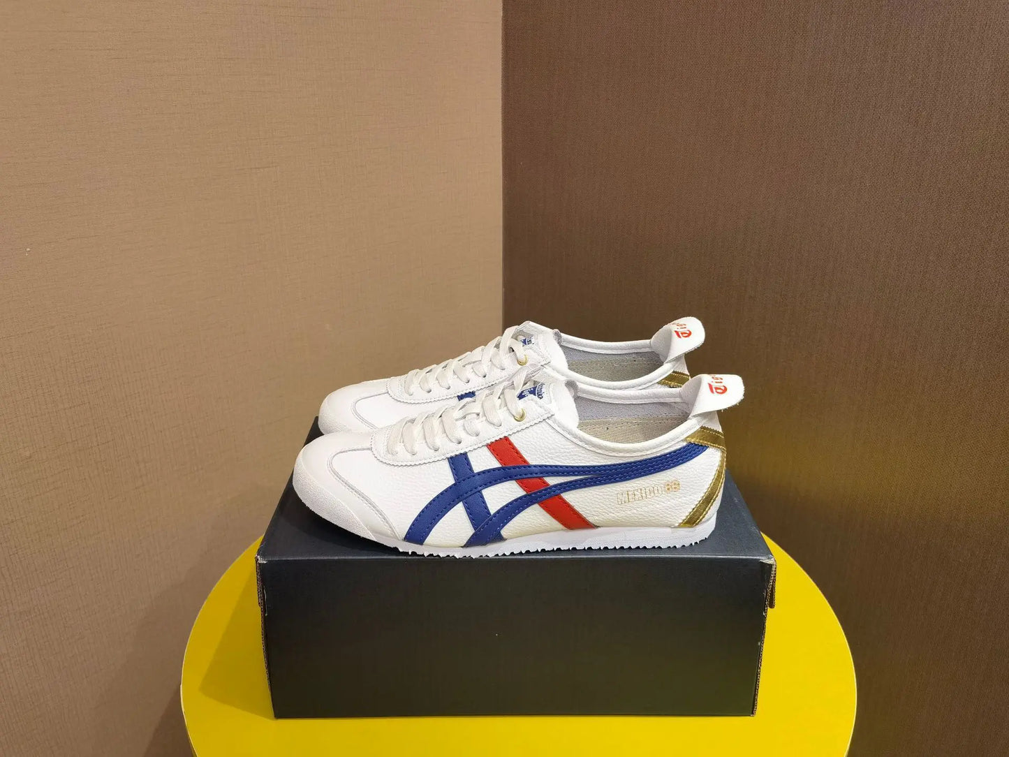 Boys' sneakers 