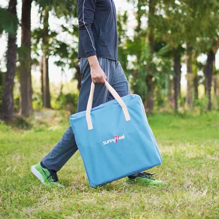 كرسي تخييم قابل للطي محمول . Portable folding camping chair