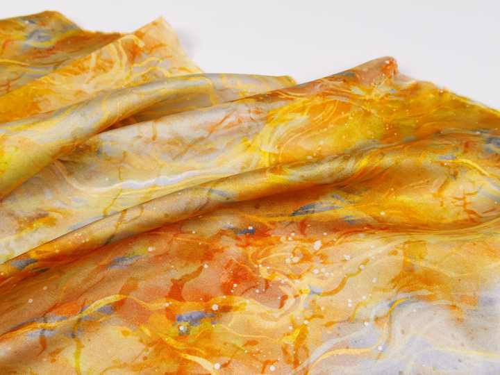 قماش حرير ساتان مرن لامع