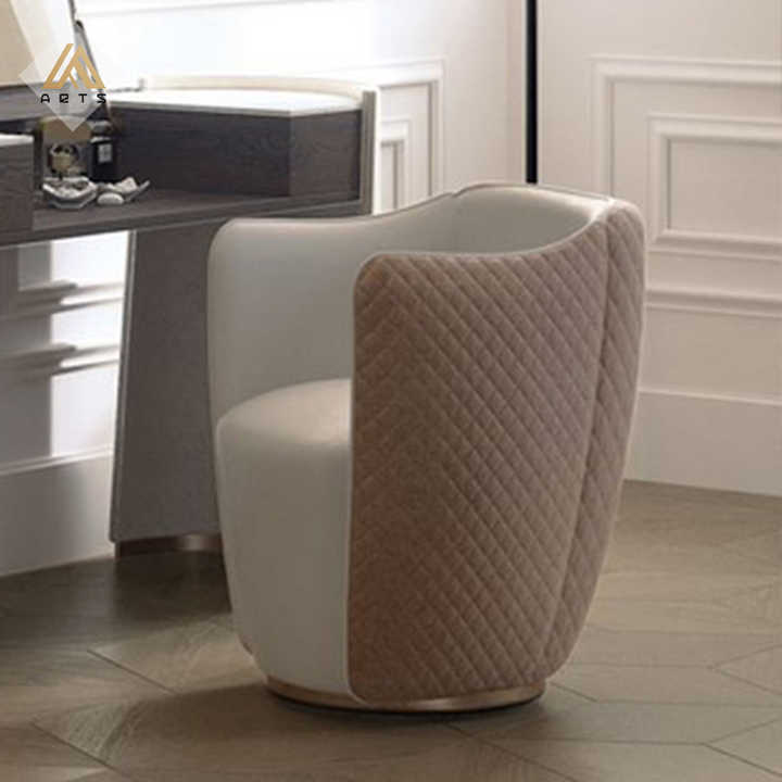 كرسي فاخر للاسترخاء والراحة ,Luxury chair for relaxation and comfort
