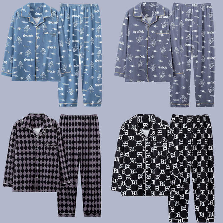 Plus size polyester full length style pockets. 