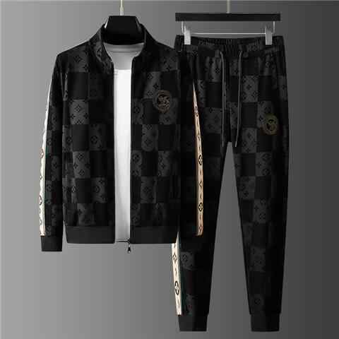 Men's sports suit 