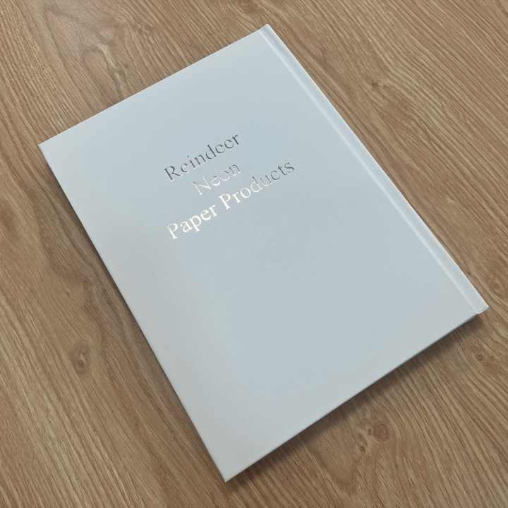 كتاب بغلاف مقوى مخصص كتاب قصص الديكورات الجديد Custom Hardcover Book: The New Decor Story Book