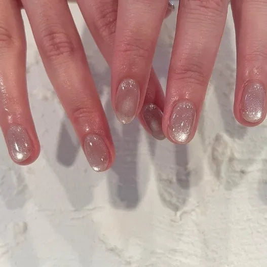 nails - fingernails 