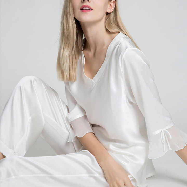 بدلات نوم نسائيه,Women's sleepwear