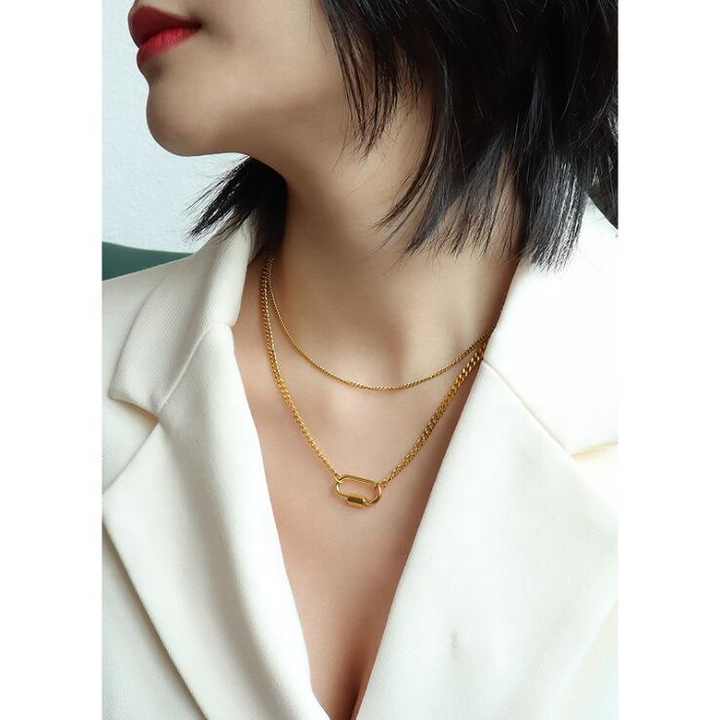 Women's necklace 
