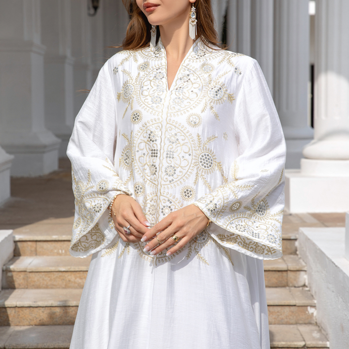 Elegant caftans and jalabiyas 