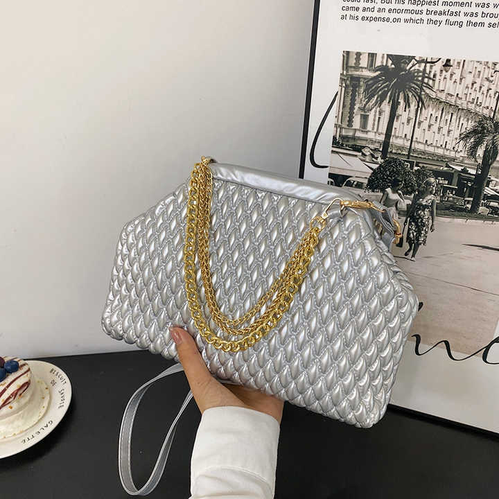 Luxury leather women's handbags 