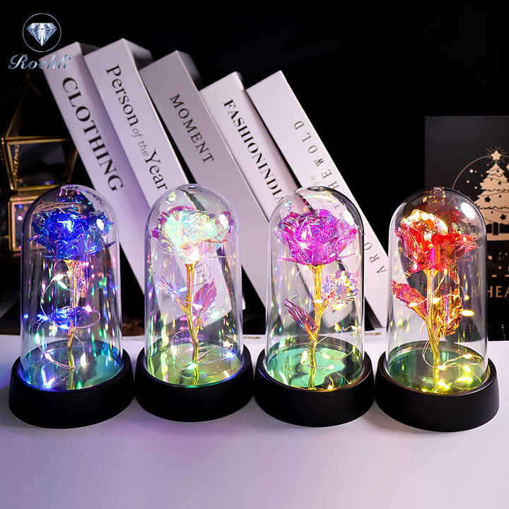 شريط إضاءة ذهبي وردي من الذهب عيار 24 مع . 24K Rose Gold String Lights with Acrylic Dome and Artificial Rose Design Christmas Decoration for Women