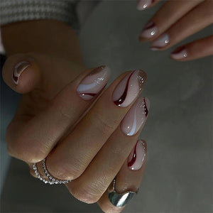 Short almond nails 