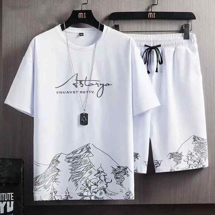 T-shirt and shorts set 