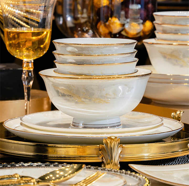 أطباق فاخرة من العظام الصينية بحافة ذهبية Luxury Bone China Plates with Gold Rim Dessert Plates