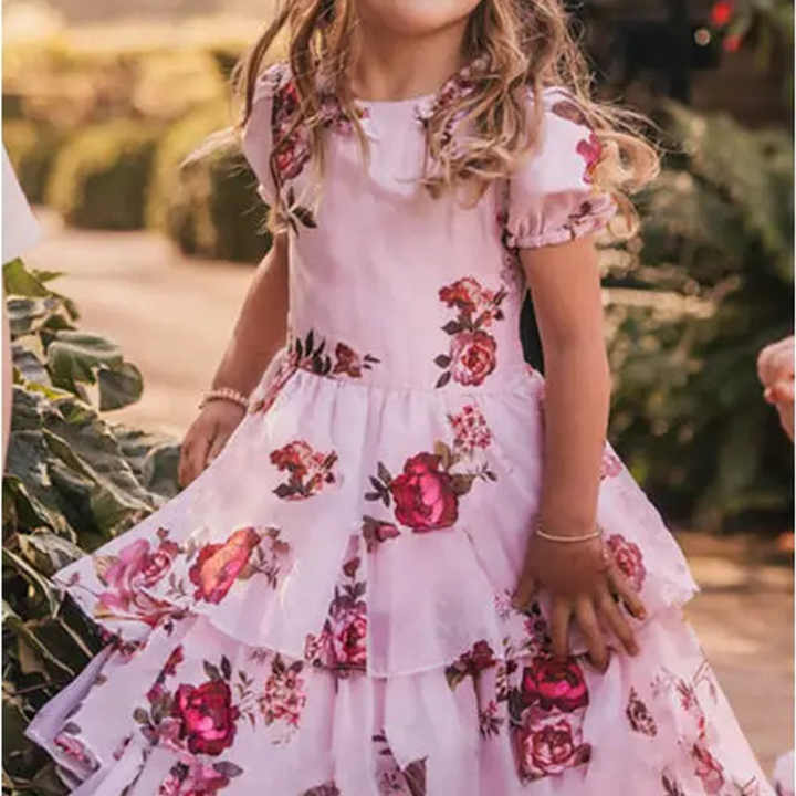 الأم والبنت - ملابس صيفية جديدة للأطفال